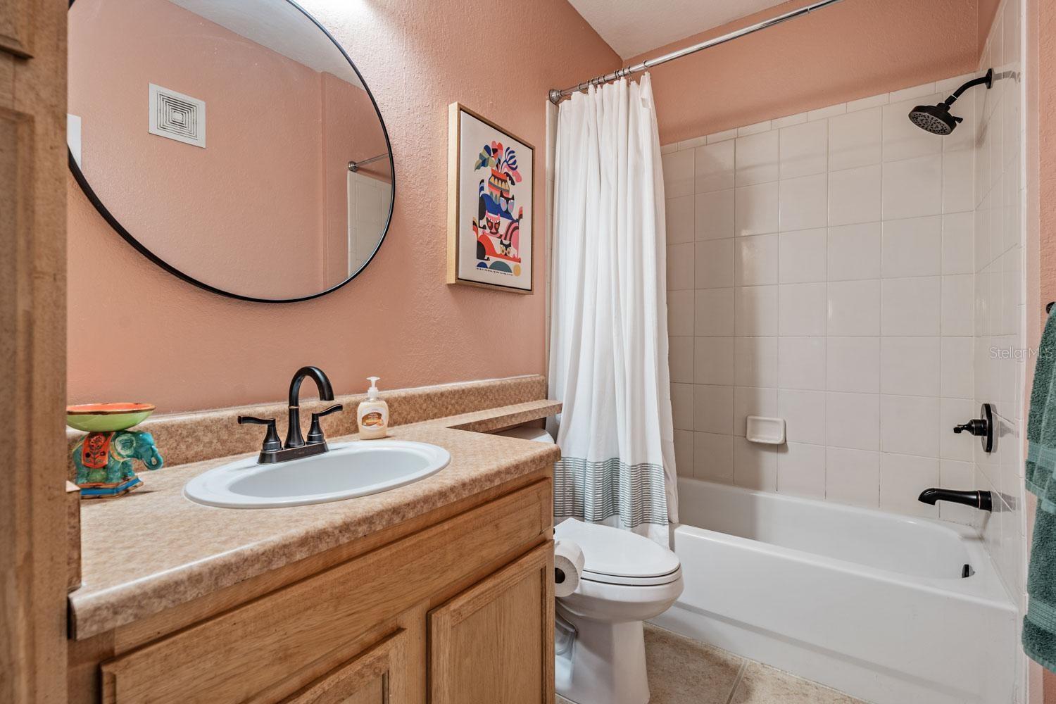 Image 21 of 35 For 10103 Courtney Oaks Circle 103