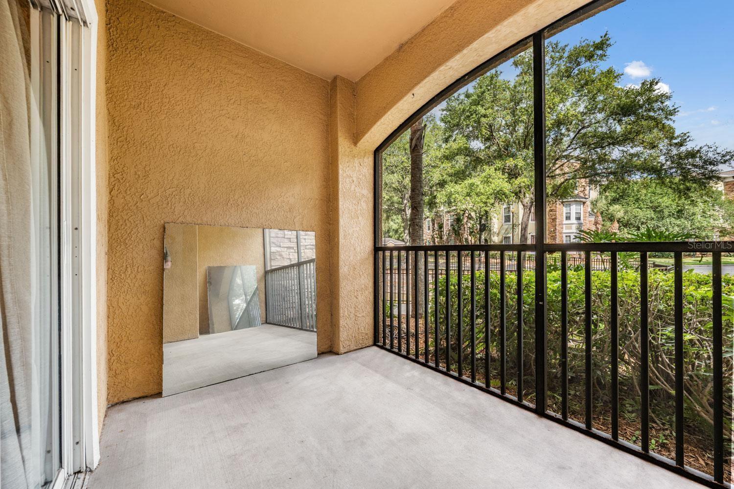 Image 24 of 35 For 10103 Courtney Oaks Circle 103