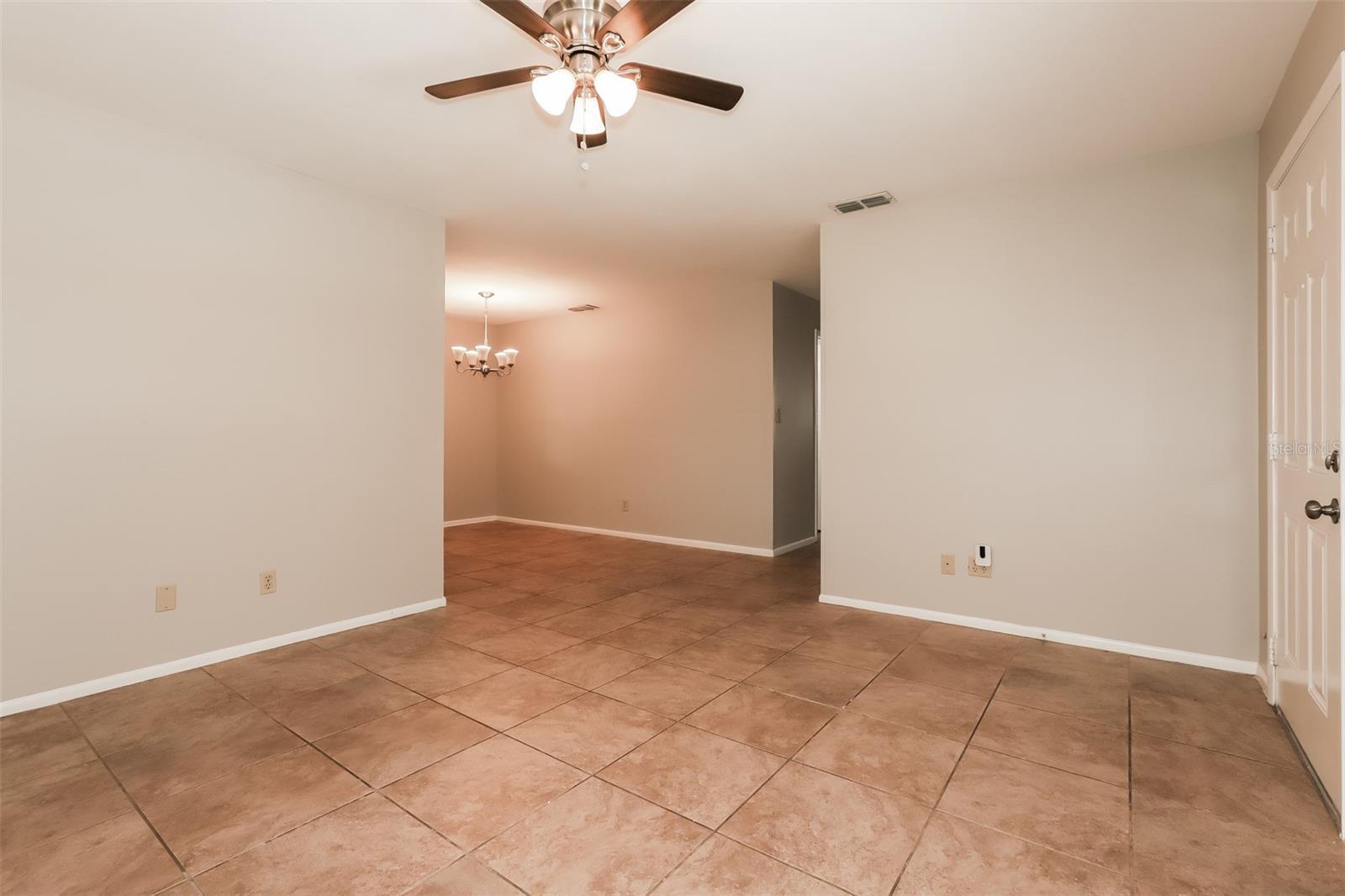 Image 3 of 15 For 3972 Whitedove Drive