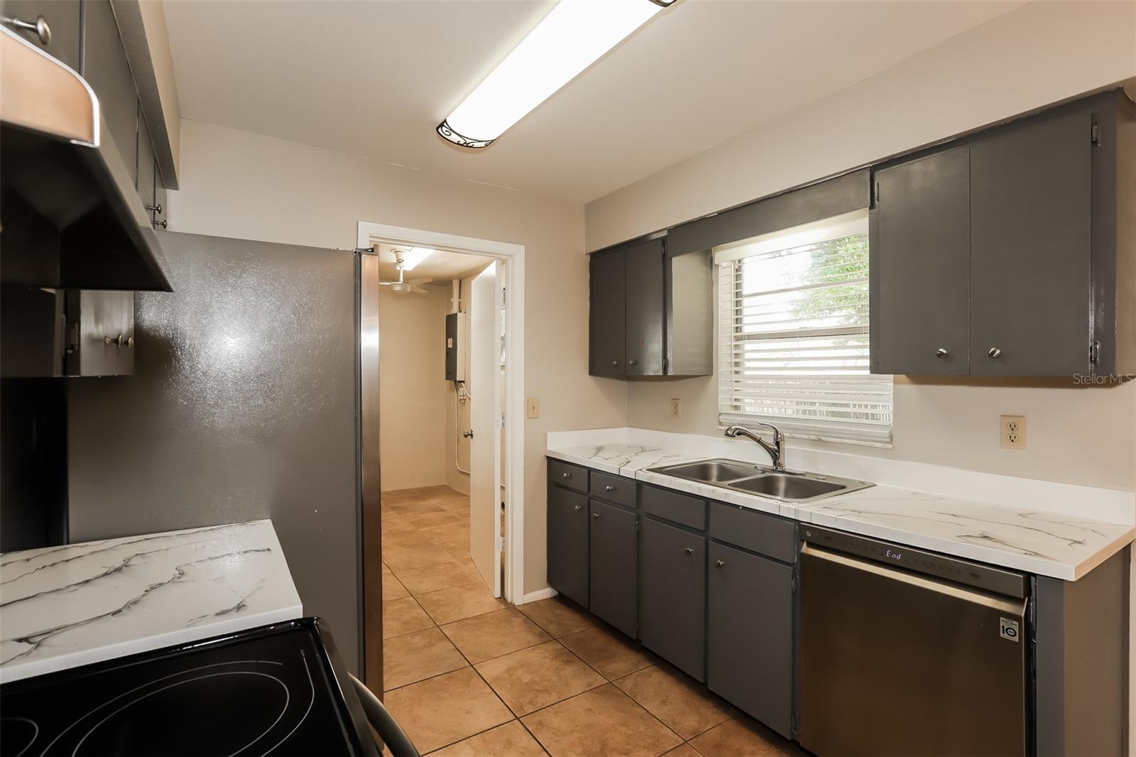 Image 6 of 15 For 3972 Whitedove Drive
