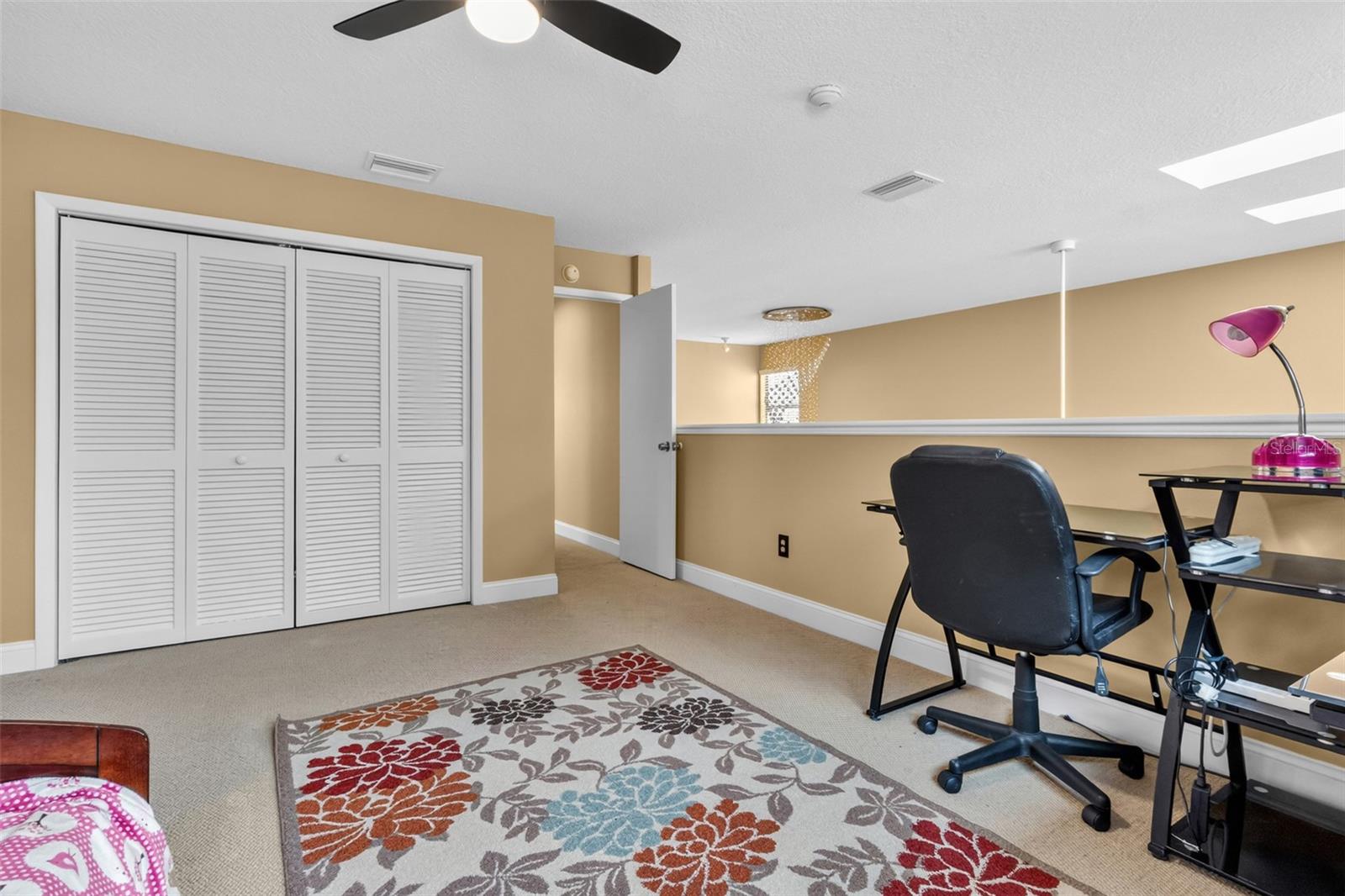 Image 21 of 25 For 11310 Linarbor Place