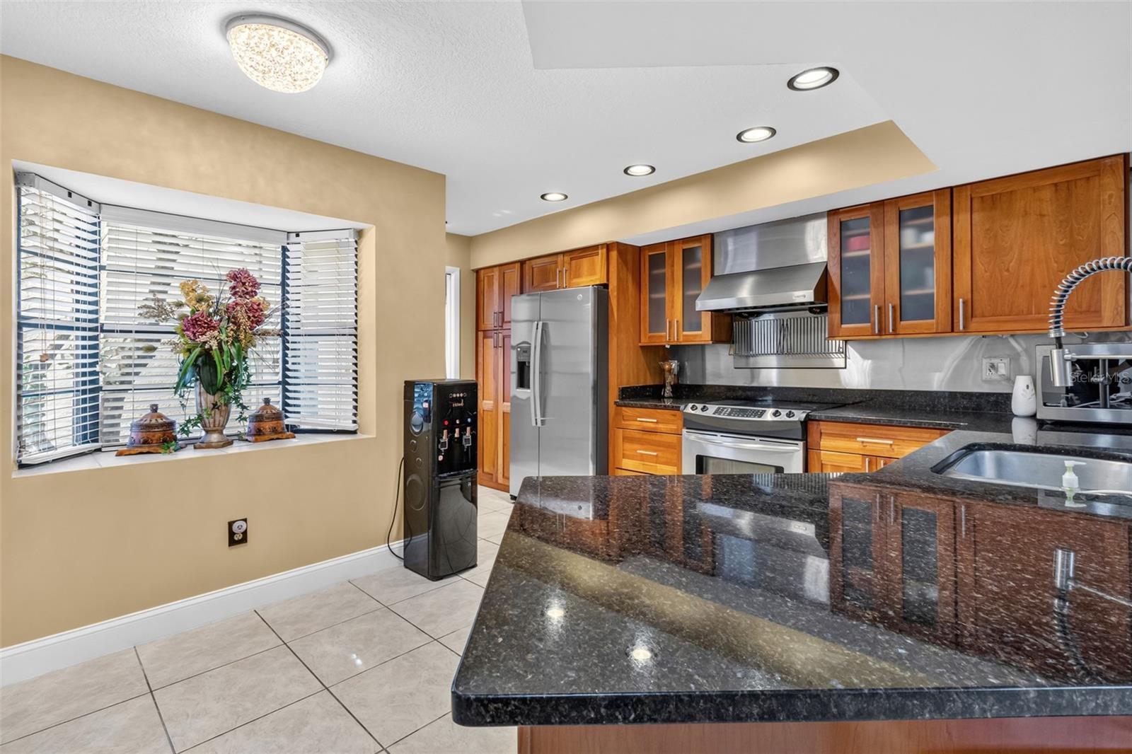 Image 5 of 25 For 11310 Linarbor Place