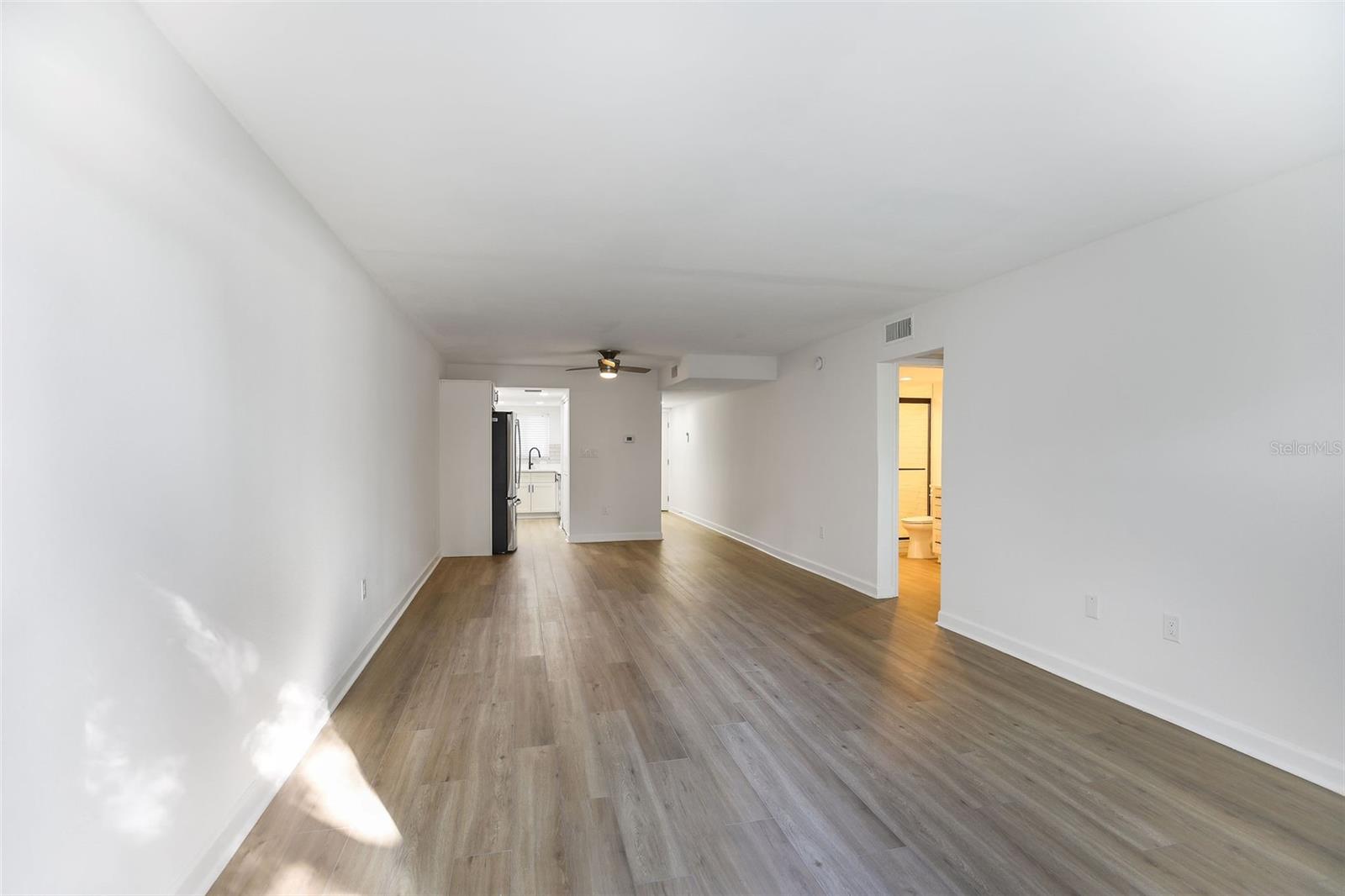 Image 4 of 22 For 4570 Overlook Drive Ne 179
