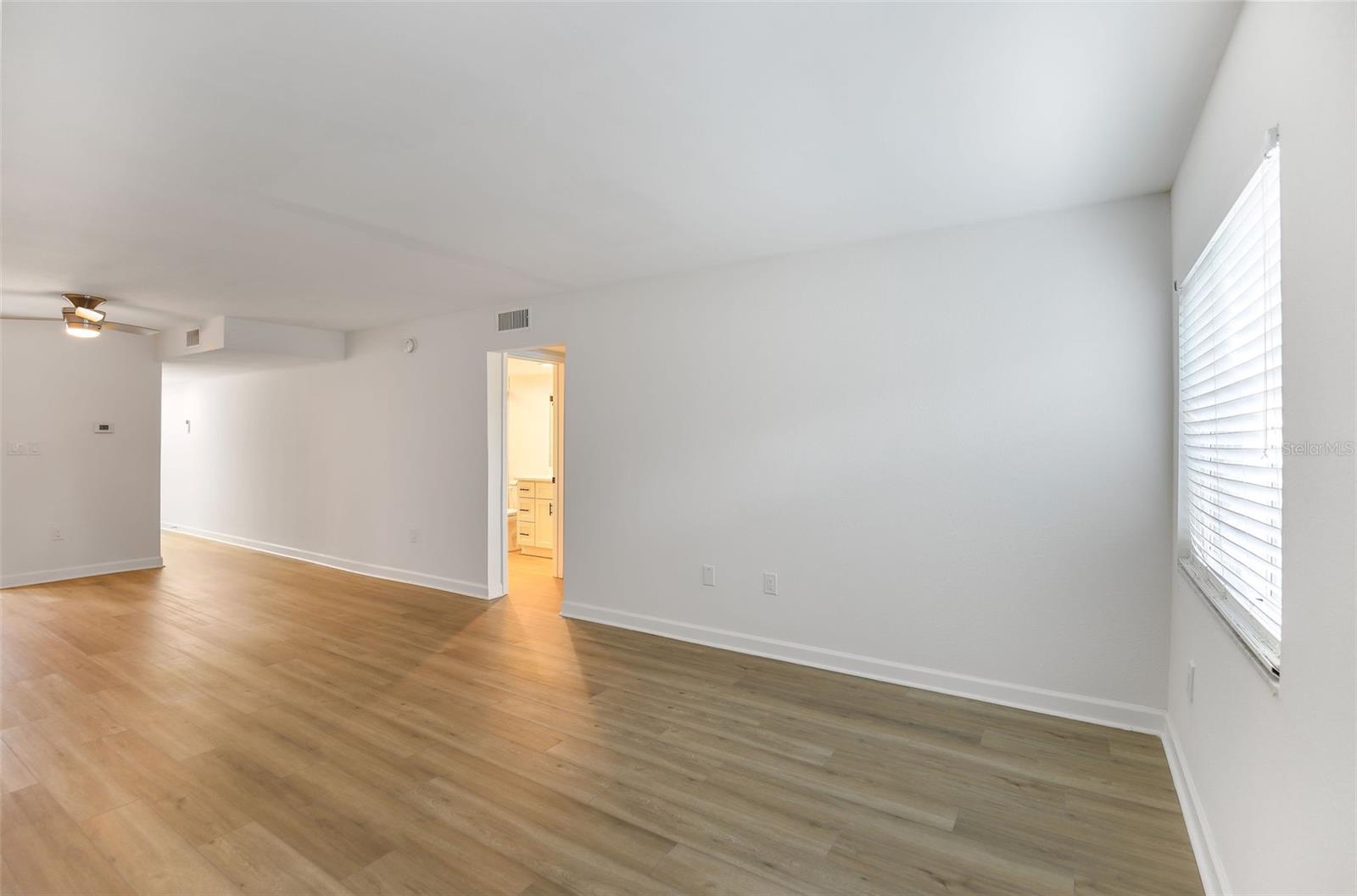 Image 5 of 22 For 4570 Overlook Drive Ne 179