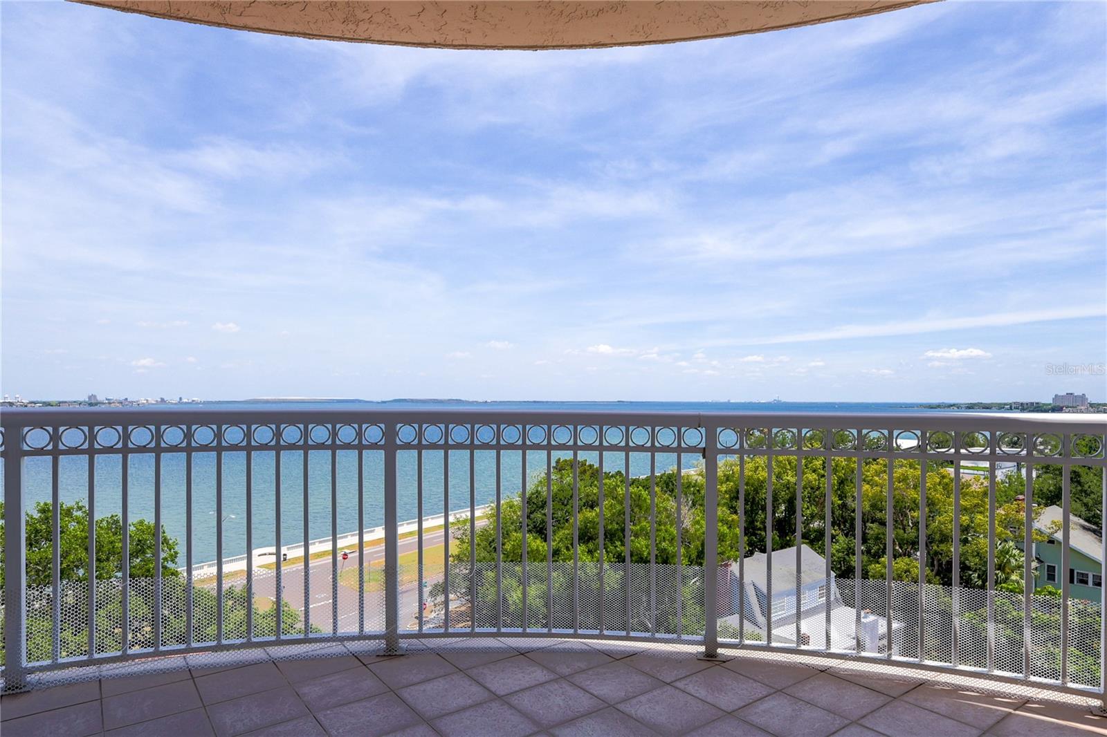 Image 26 of 42 For 3507 Bayshore Boulevard 701