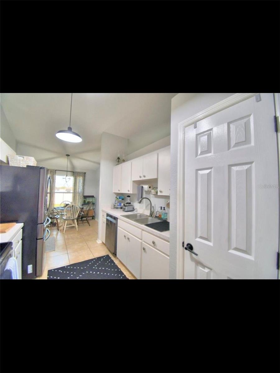 Image 21 of 53 For 8871 Pebblebrooke Drive
