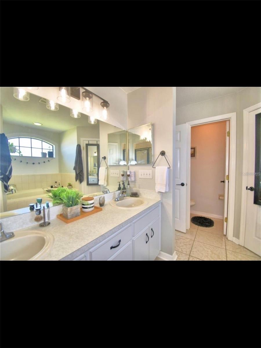 Image 33 of 53 For 8871 Pebblebrooke Drive