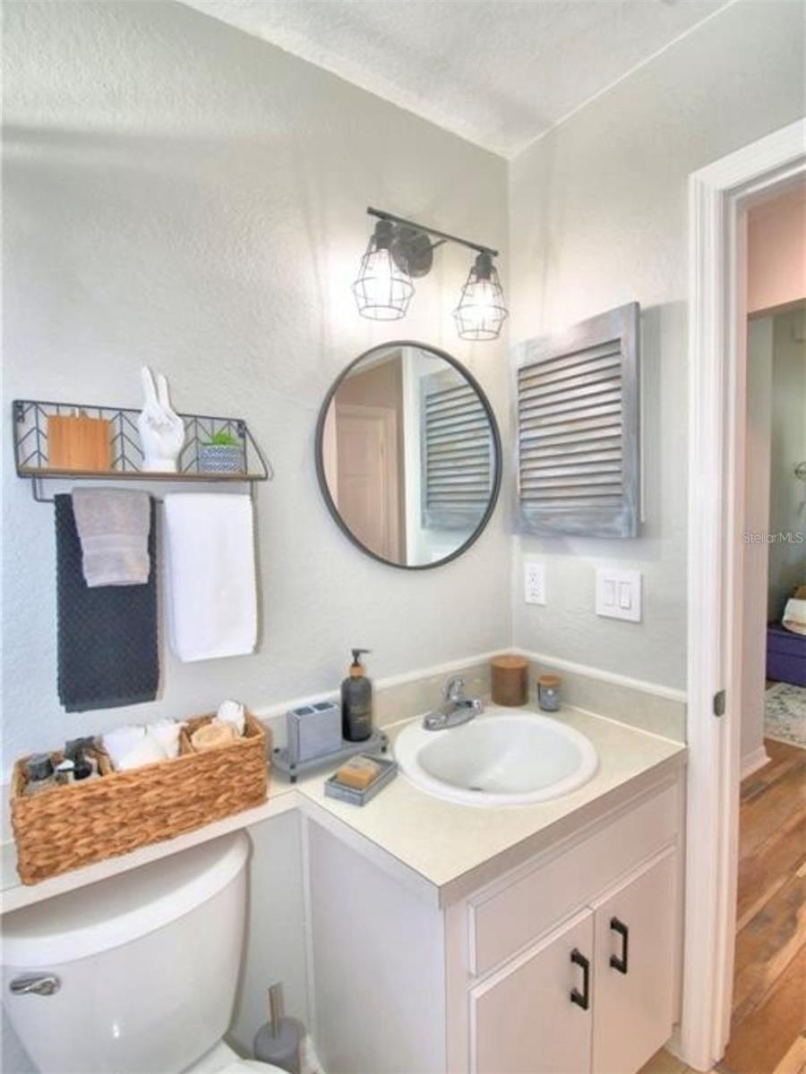 Image 37 of 53 For 8871 Pebblebrooke Drive