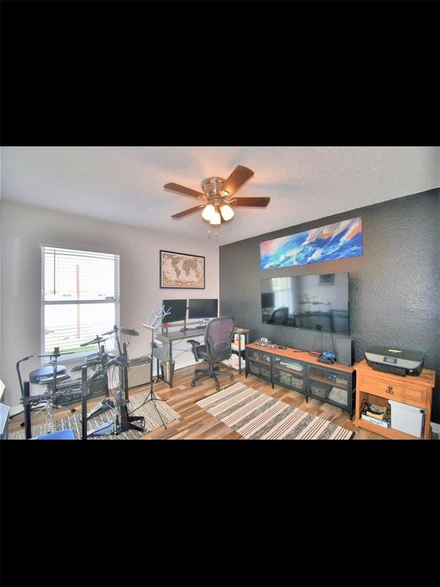 Image 38 of 53 For 8871 Pebblebrooke Drive