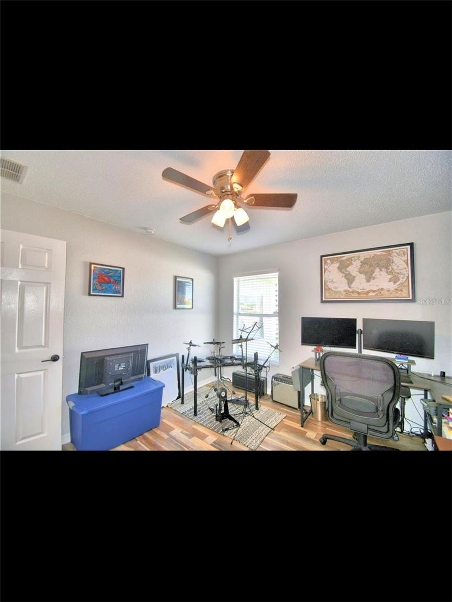 Image 39 of 53 For 8871 Pebblebrooke Drive