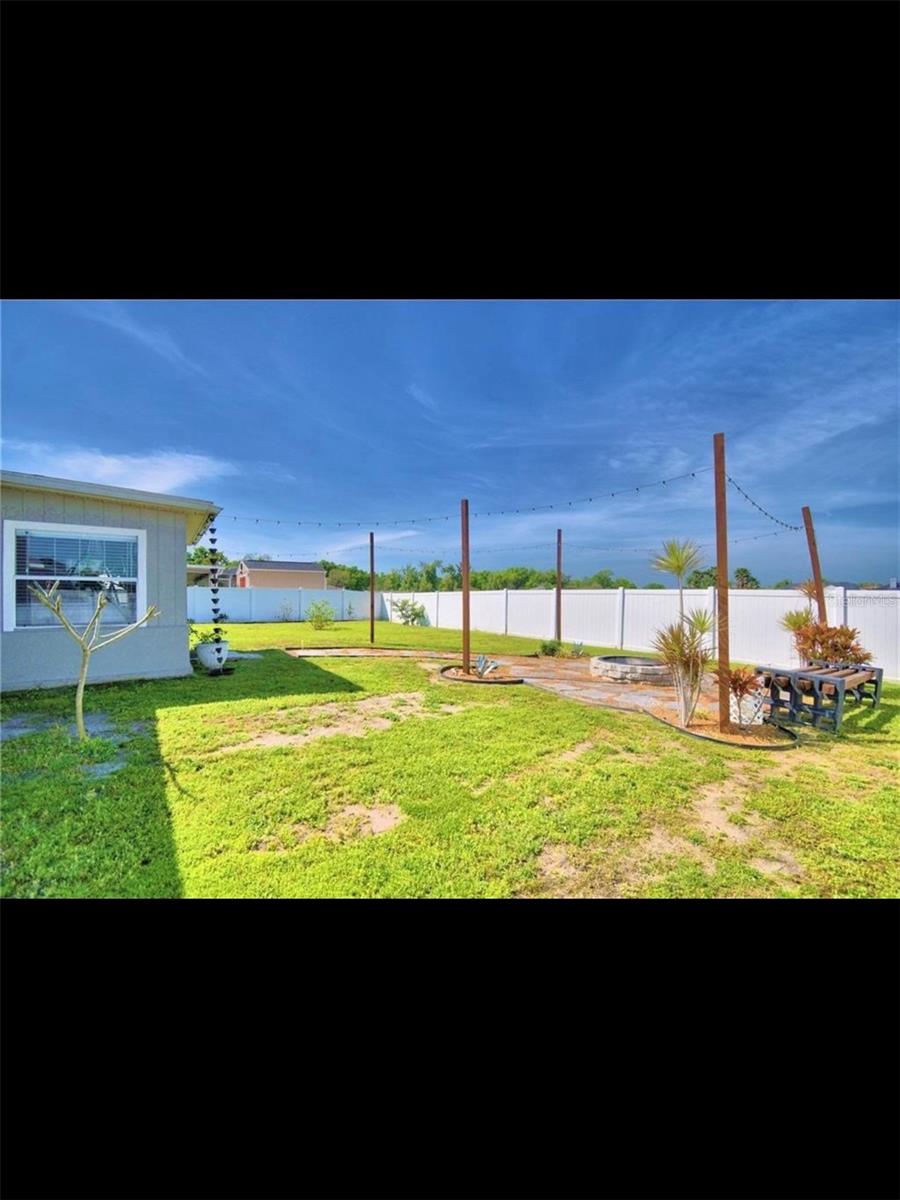 Image 45 of 53 For 8871 Pebblebrooke Drive