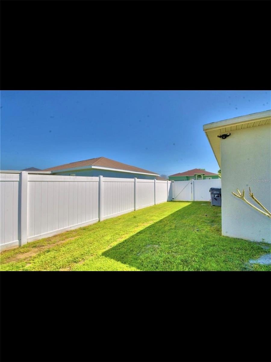 Image 46 of 53 For 8871 Pebblebrooke Drive