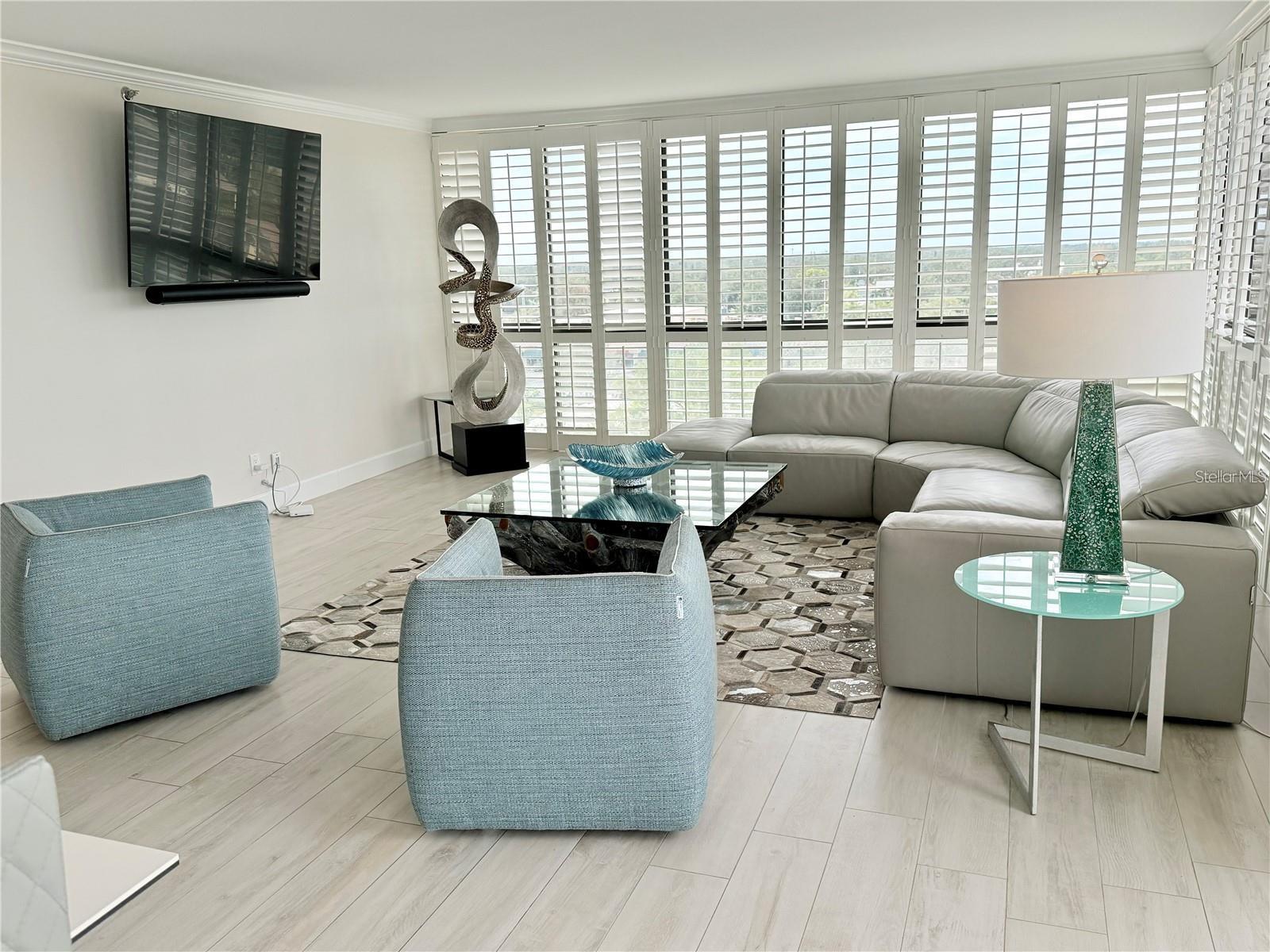 Image 3 of 34 For 3301 Bayshore Boulevard 1001e