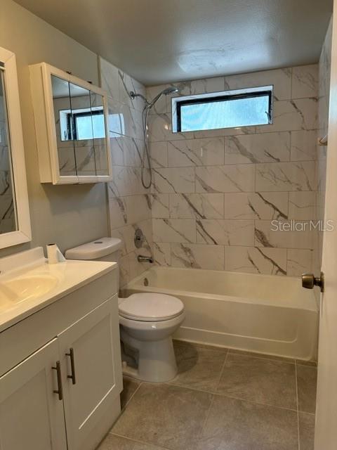 Image 11 of 15 For 2122 Bradford Street 521