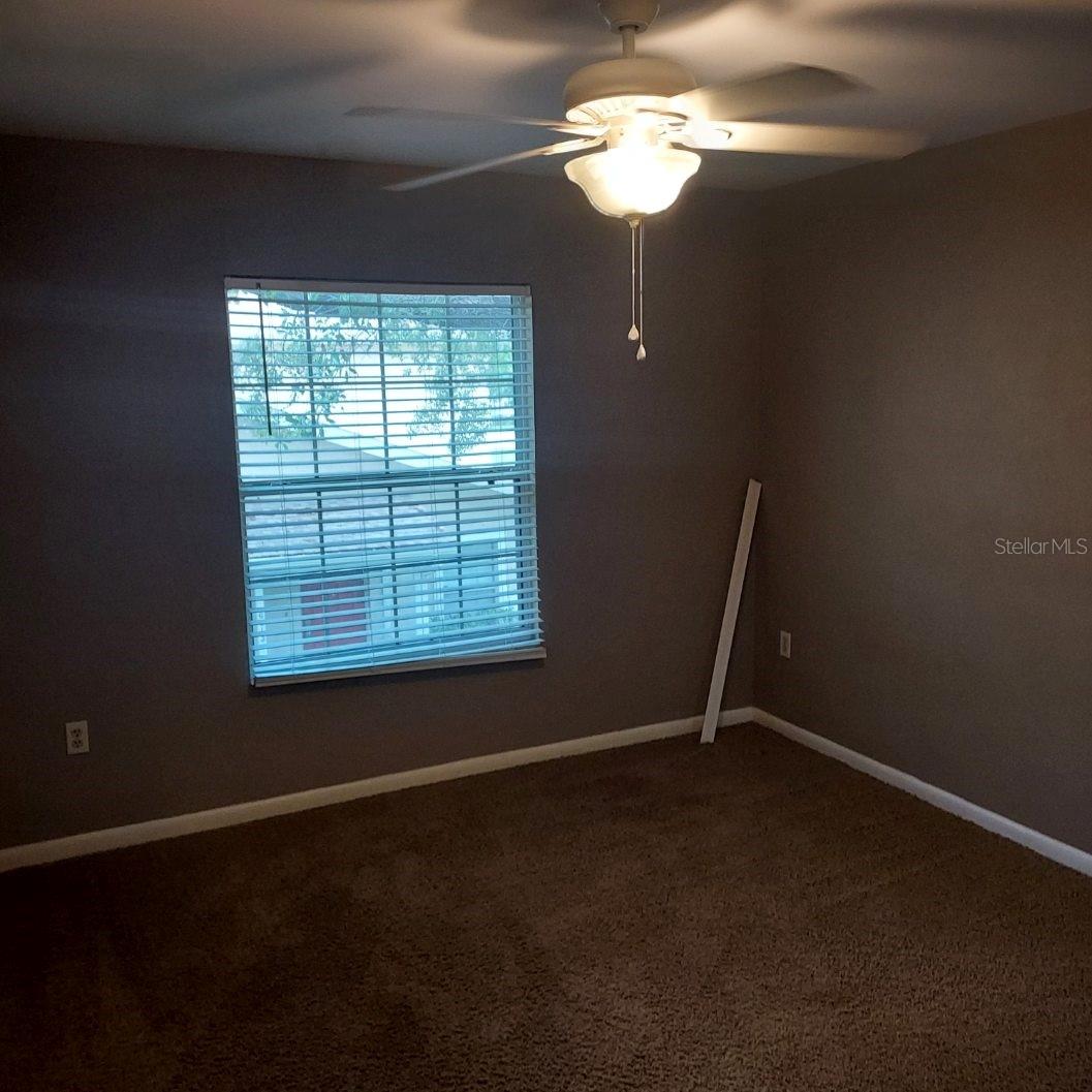 Image 7 of 8 For 11821 Northtrail Avenue 11821