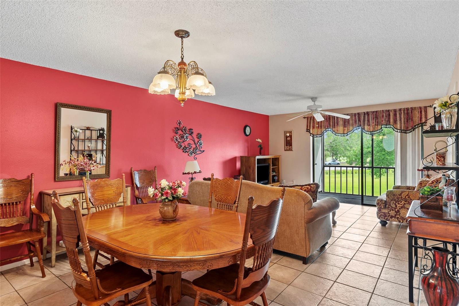 Image 3 of 35 For 106 W Cypress Ct  106
