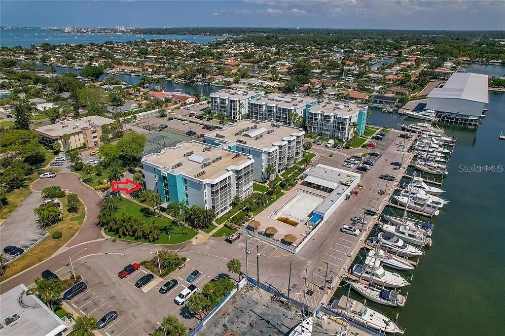 Details for 4910 38th Way S 111, ST PETERSBURG, FL 33711