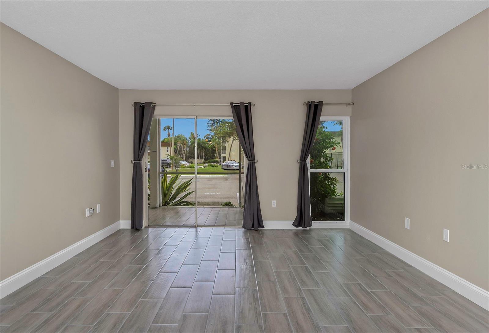 Image 32 of 53 For 4910 38th Way S 111
