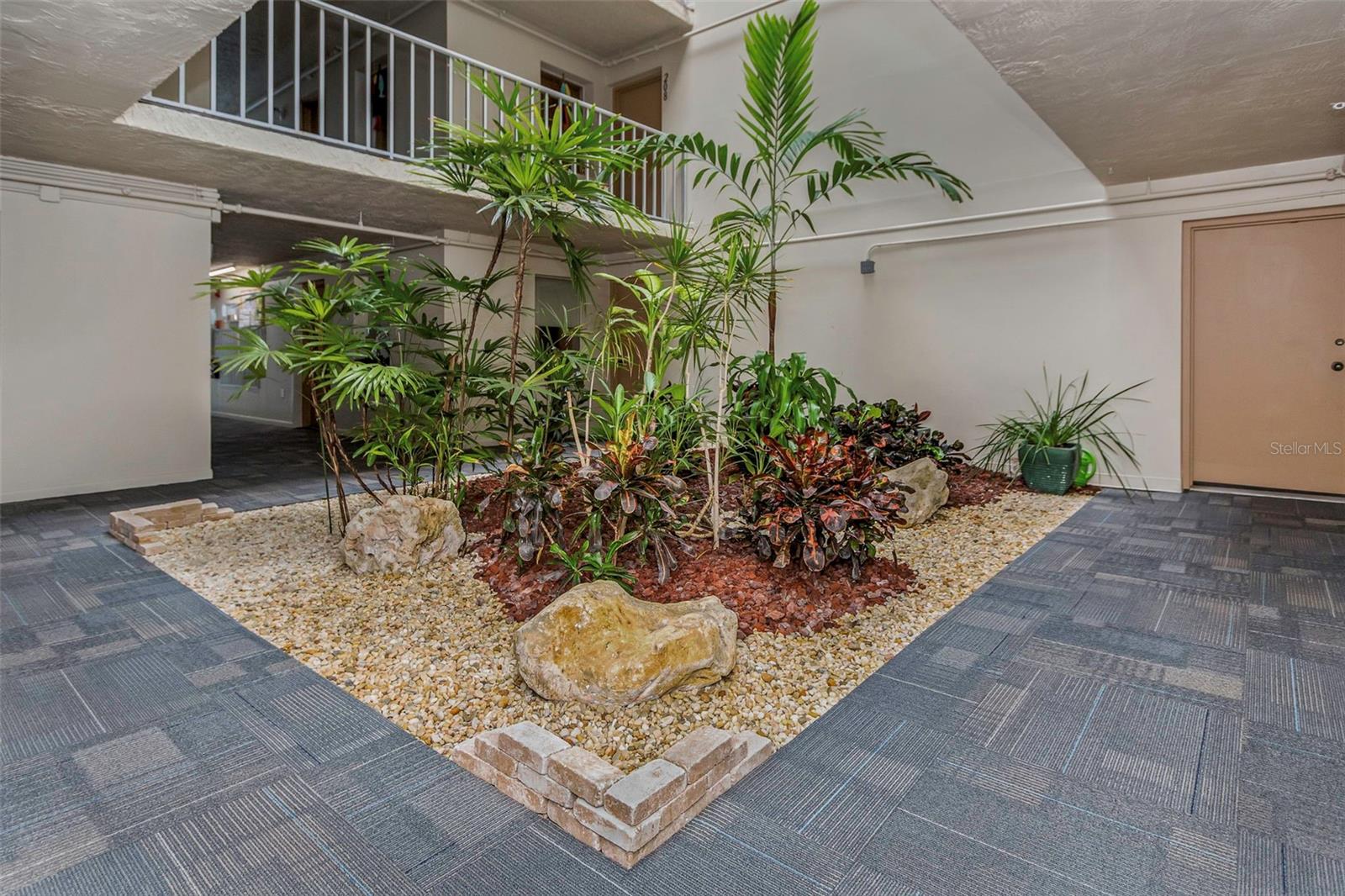 Image 4 of 53 For 4910 38th Way S 111