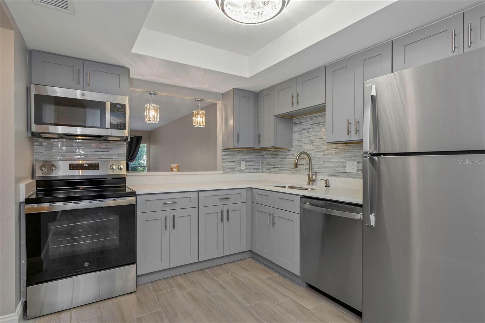 Image 6 of 53 For 4910 38th Way S 111
