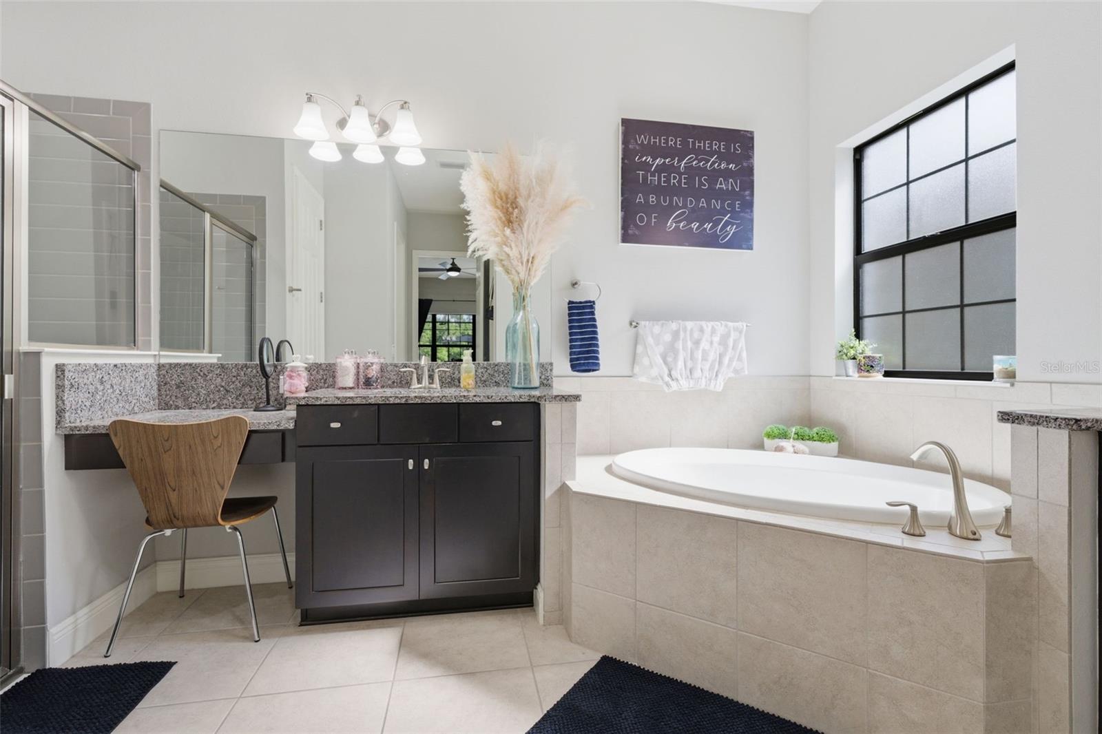 Image 15 of 27 For 13819 Moonstone Canyon Drive