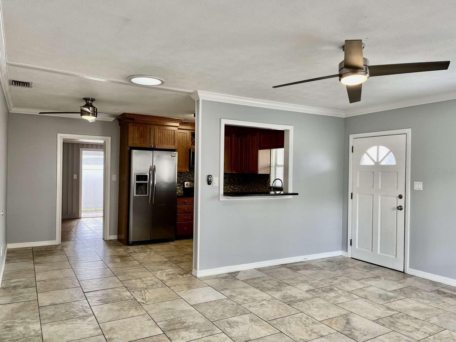 Image 5 of 20 For 116 Renellie Drive