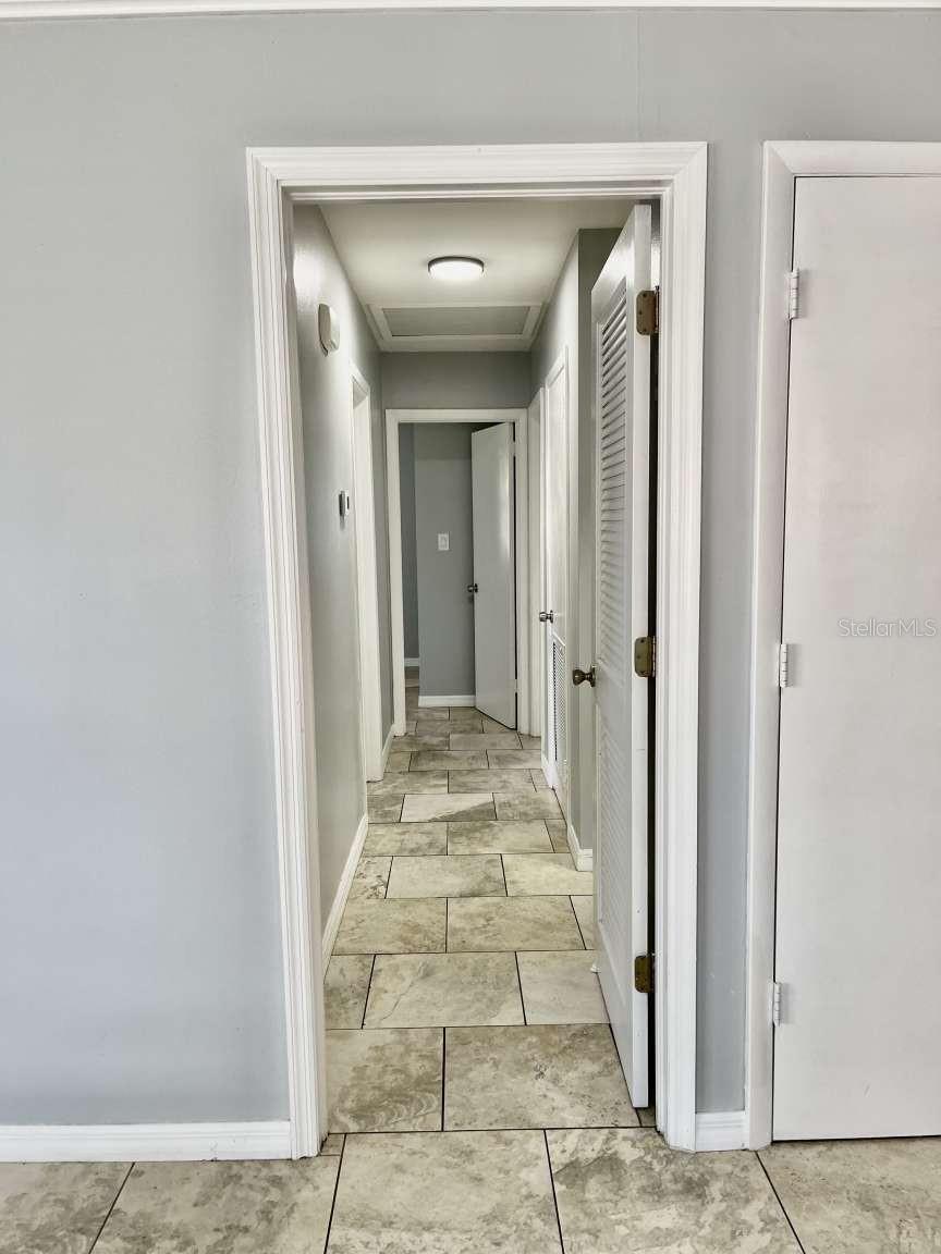 Image 8 of 20 For 116 Renellie Drive