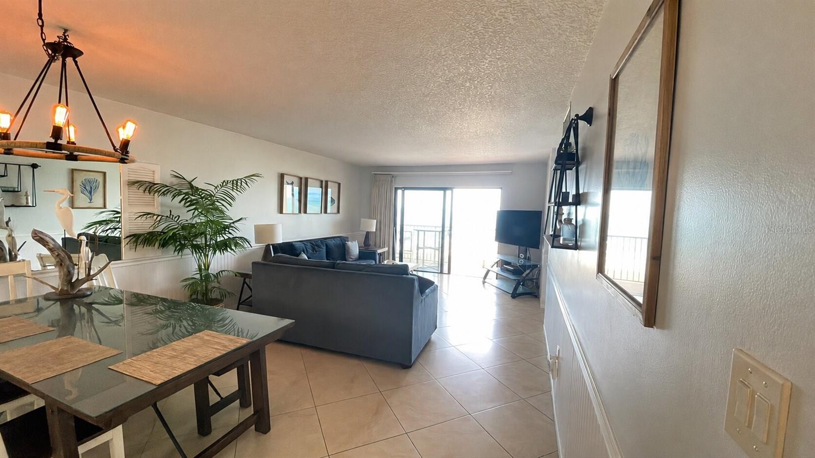 Image 11 of 11 For 7520 Ridgewood Avenue 809