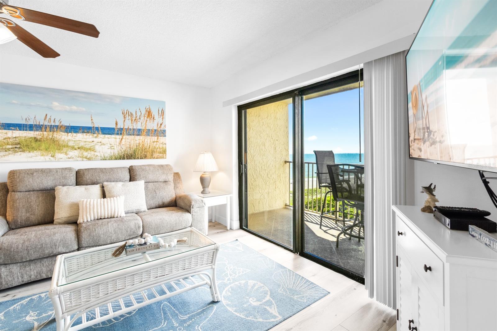 Image 21 of 23 For 7520 Ridgewood Avenue 805
