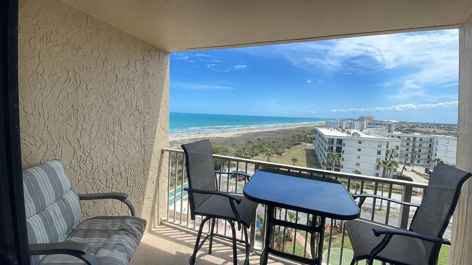 Image 3 of 23 For 7520 Ridgewood Avenue 805