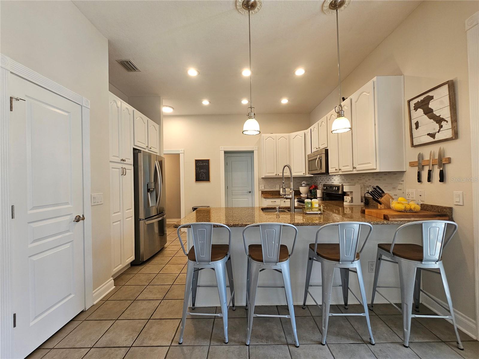 Image 12 of 48 For 7402 De Soto Street