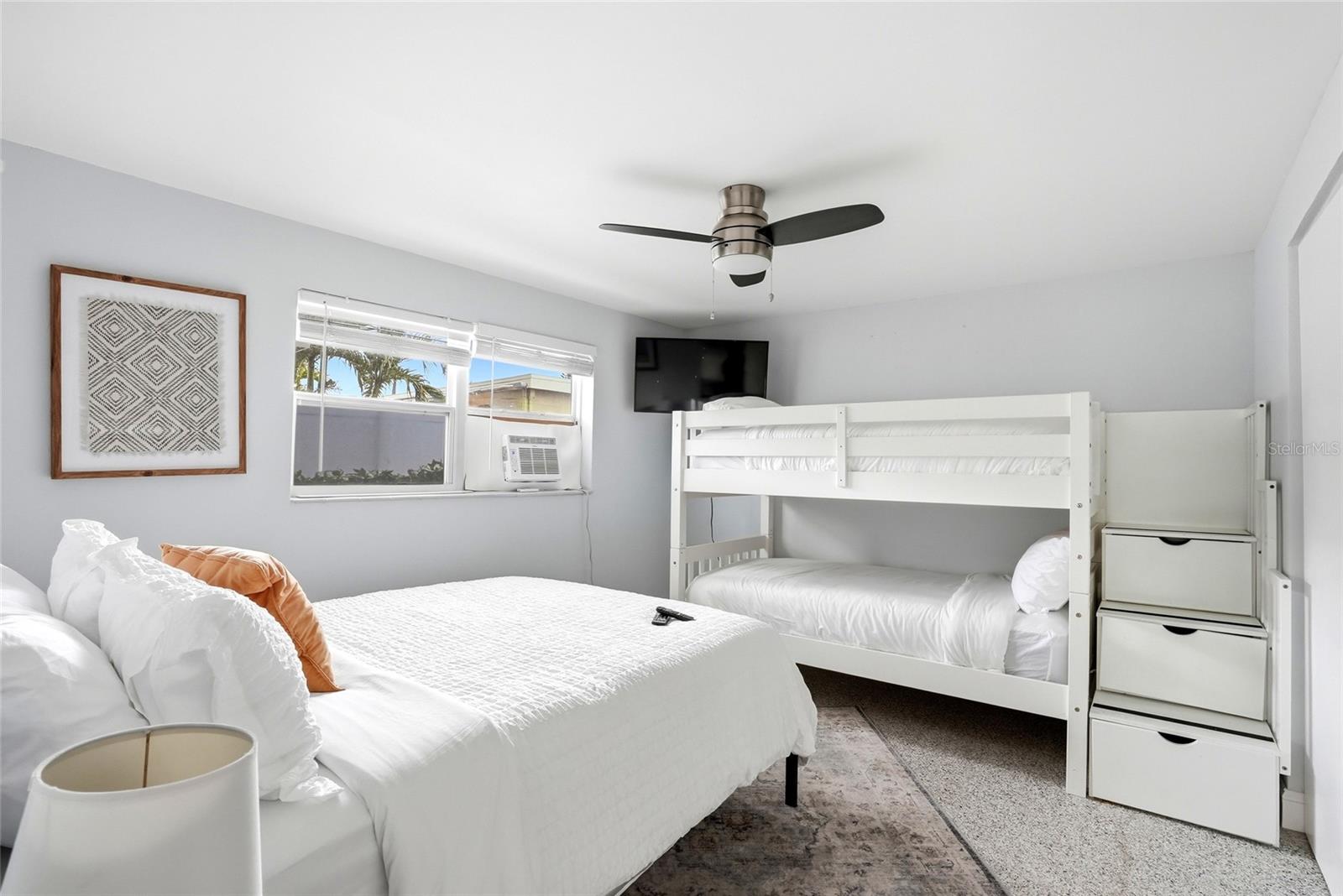 Image 17 of 80 For 2311 Bay Boulevard