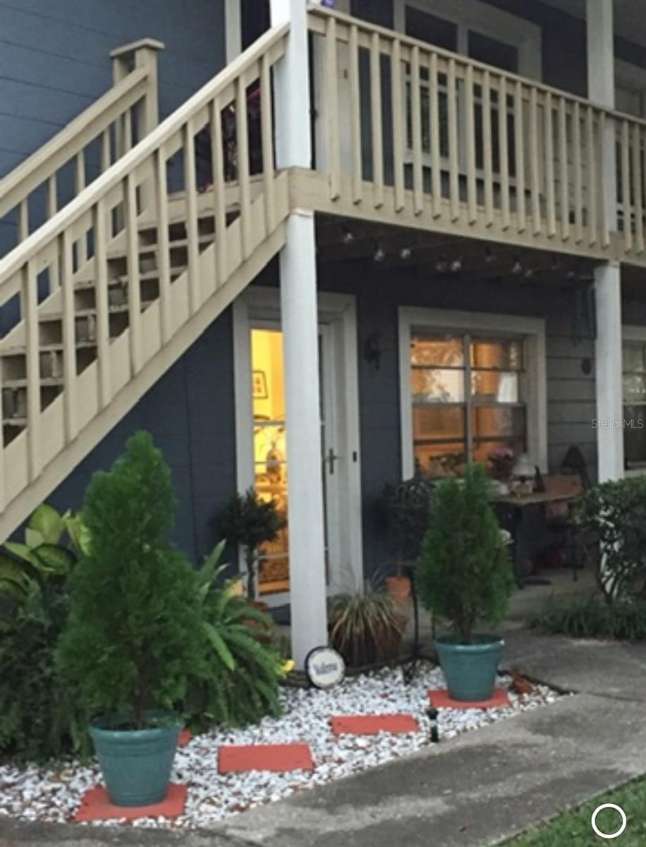 Image 2 of 14 For 305 Westland Avenue B