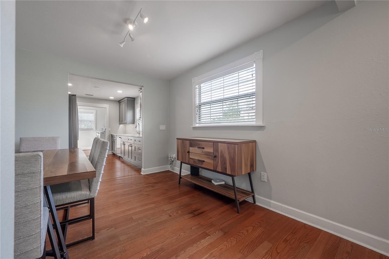Image 7 of 47 For 2714 Fig Street
