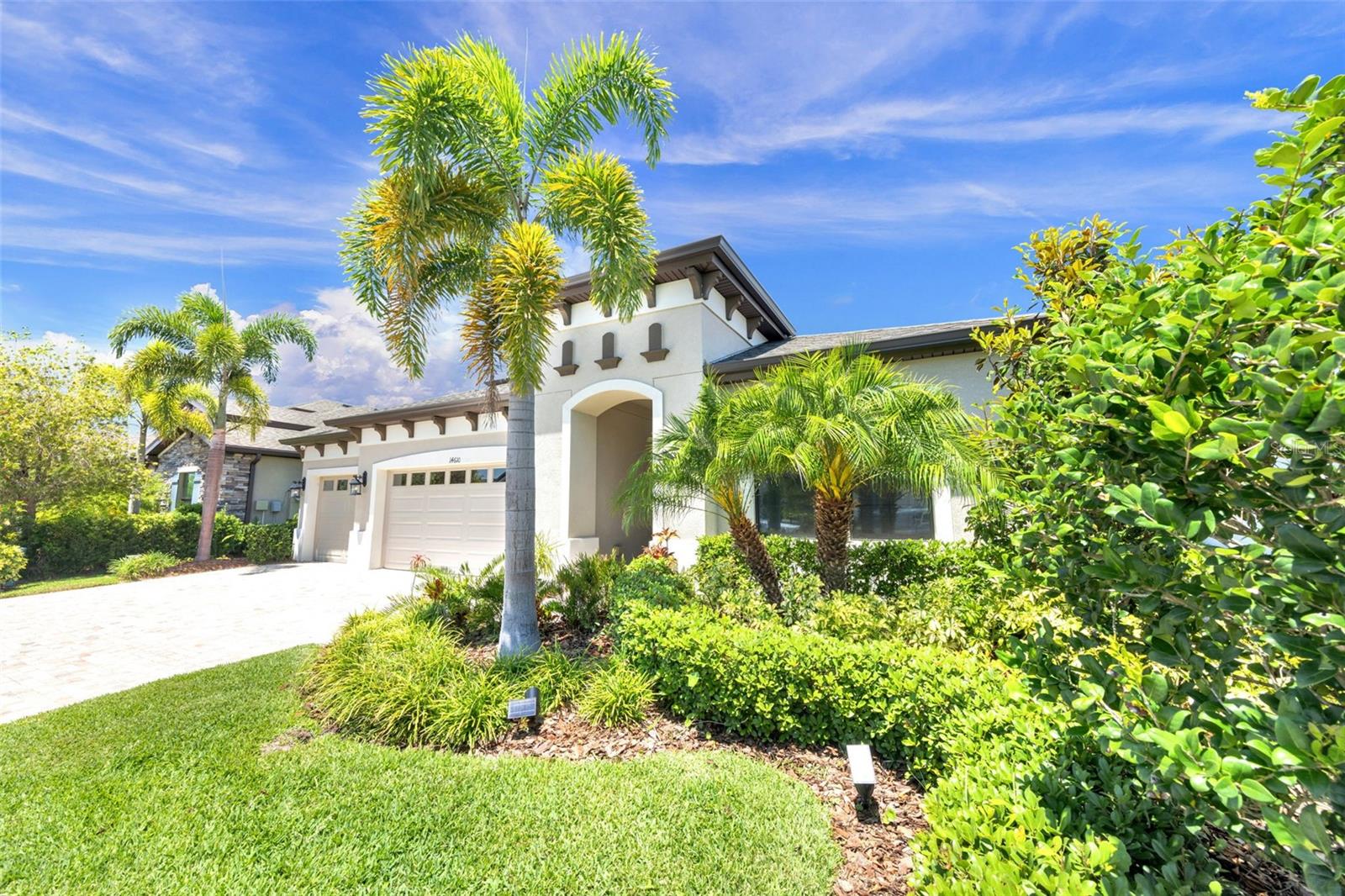 Image 3 of 65 For 14610 Red Castle Ave