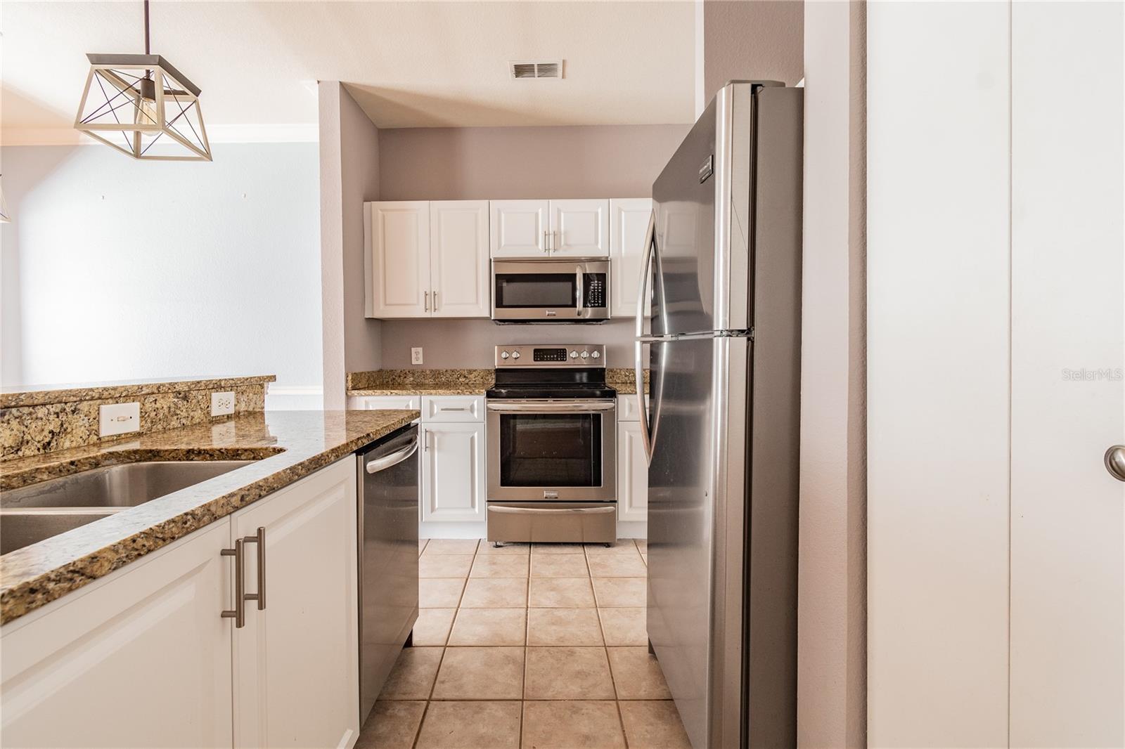 Image 10 of 50 For 2265 Portofino Place 21-212