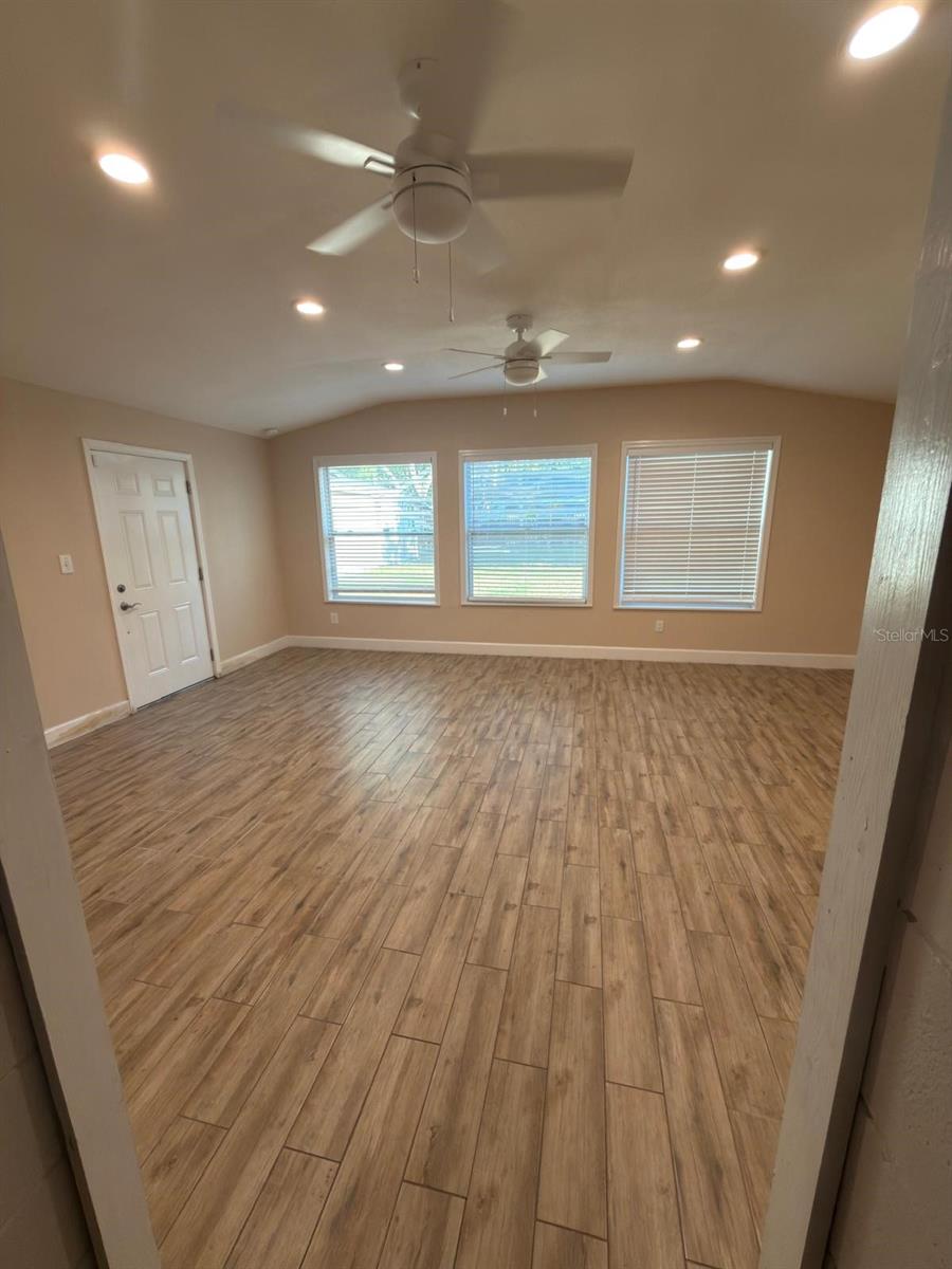 Image 15 of 18 For 810 113th Avenue