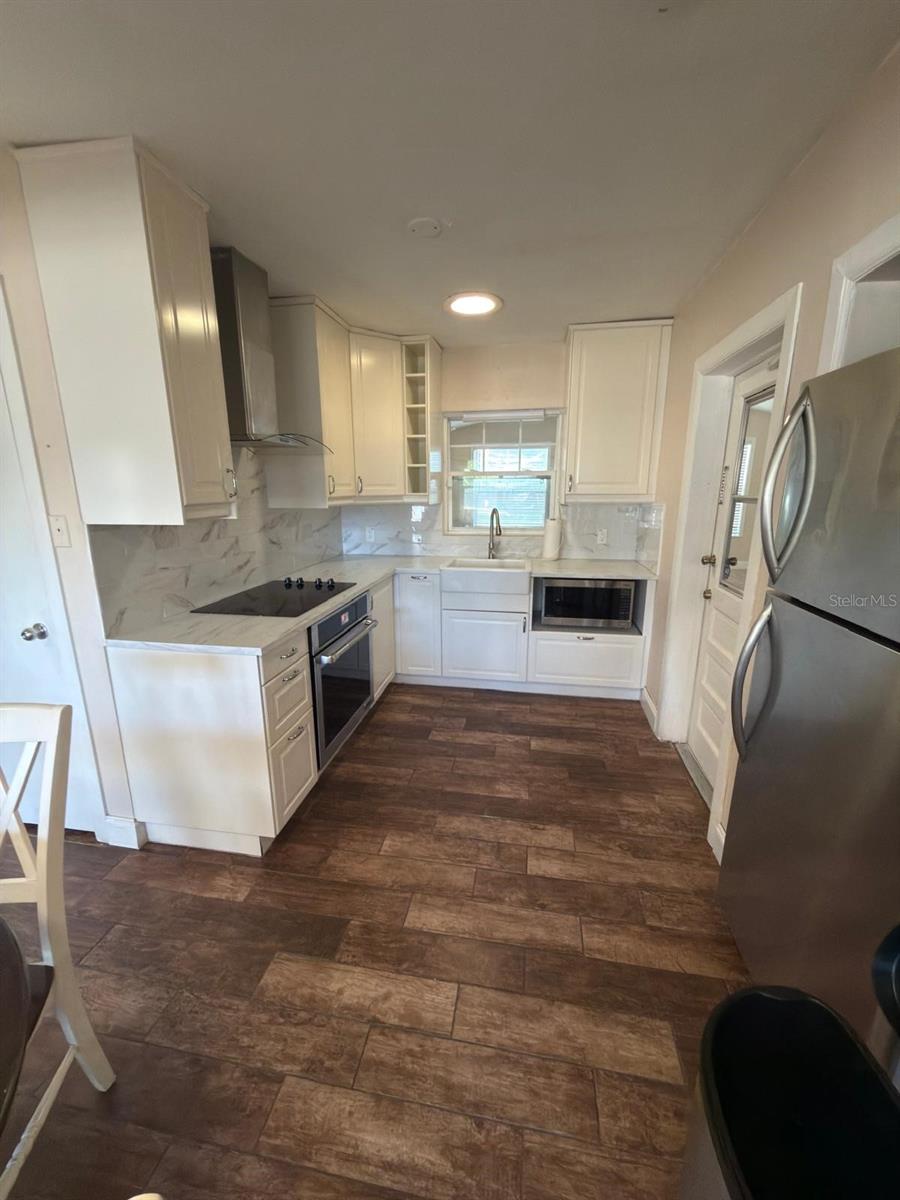 Image 6 of 18 For 810 113th Avenue