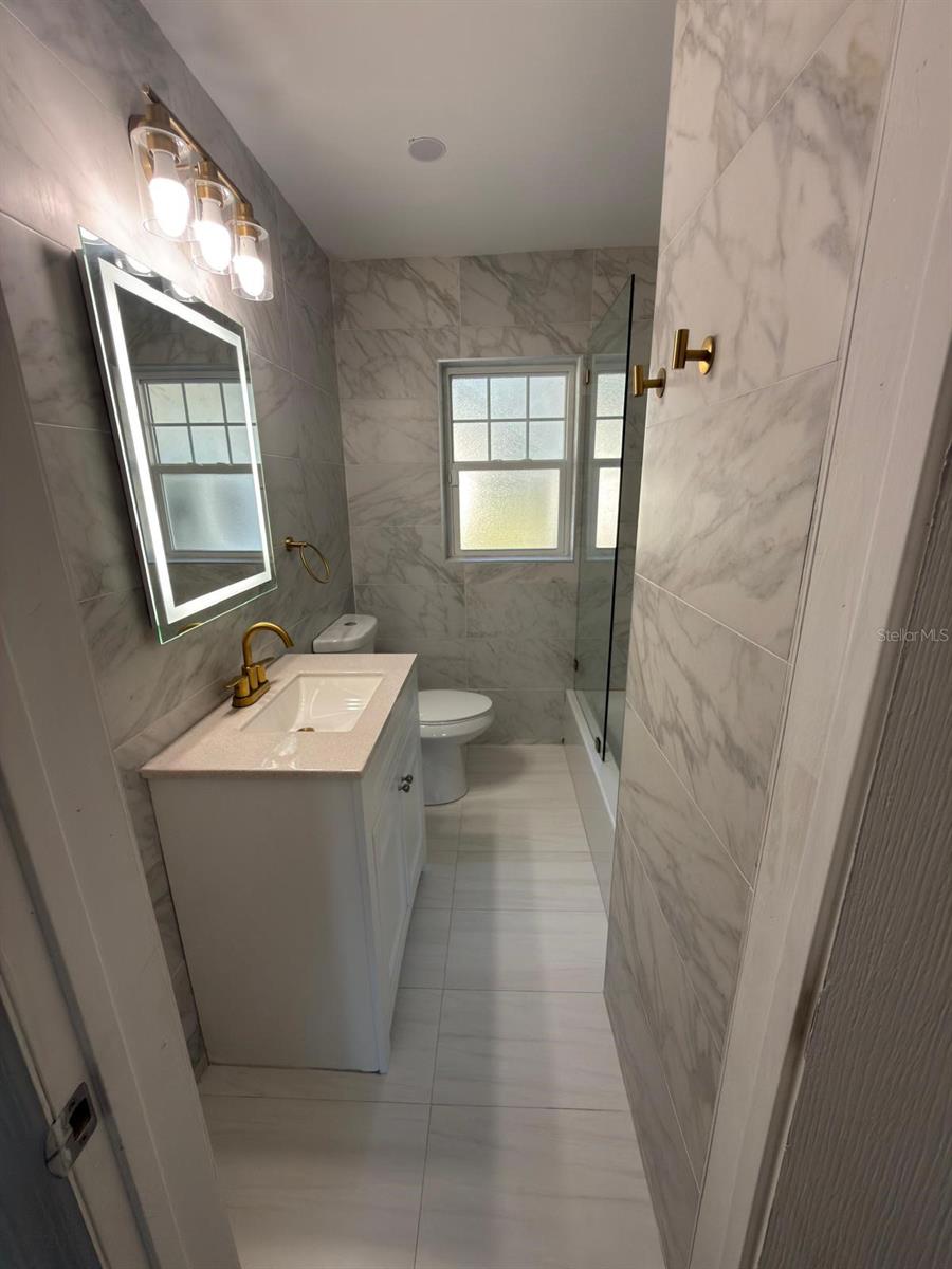 Image 9 of 18 For 810 113th Avenue