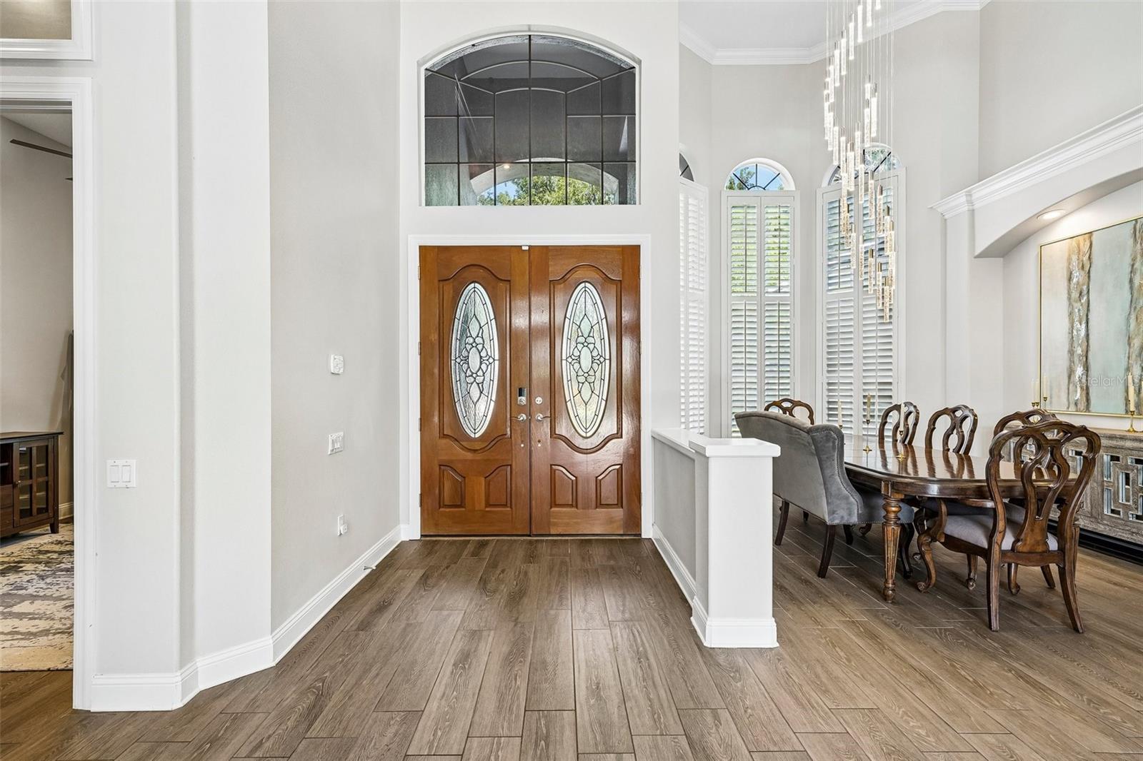 Listing photo id 8 for 9039 Waterash Lane