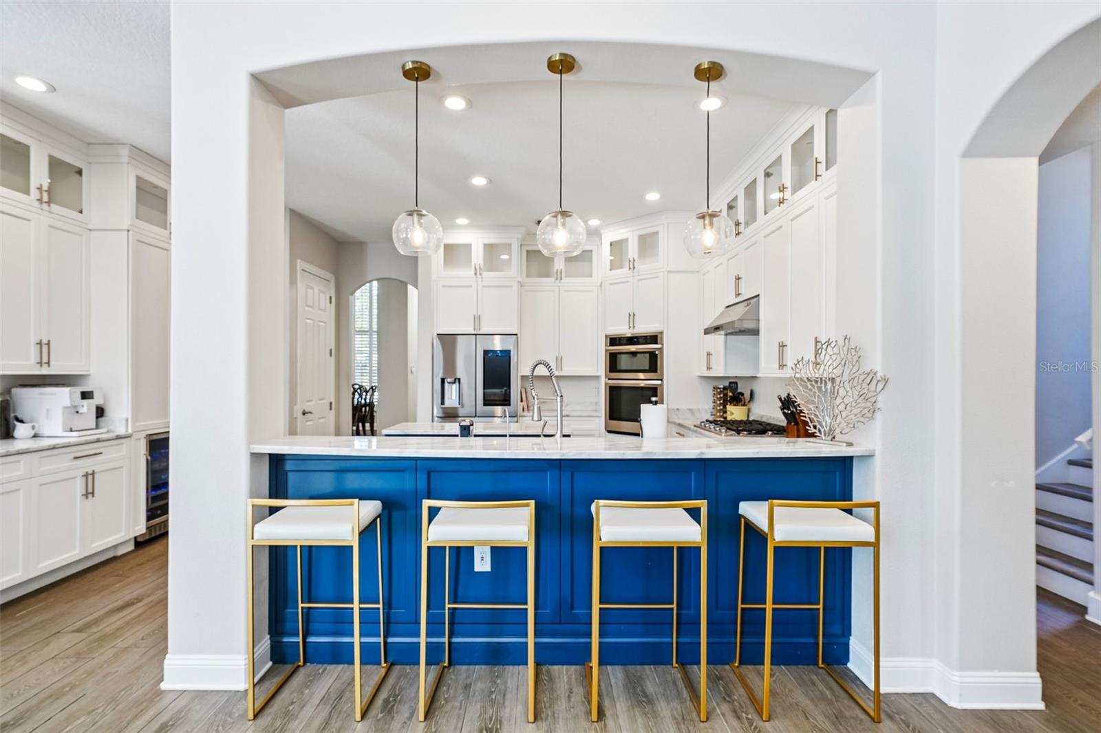 Listing photo id 22 for 9039 Waterash Lane