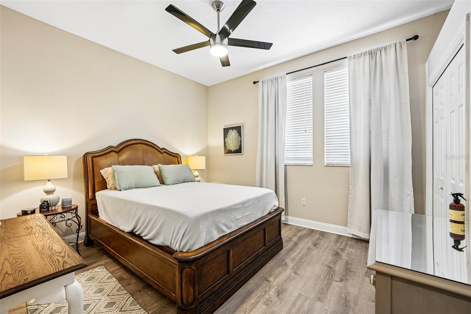 Listing photo id 64 for 9039 Waterash Lane