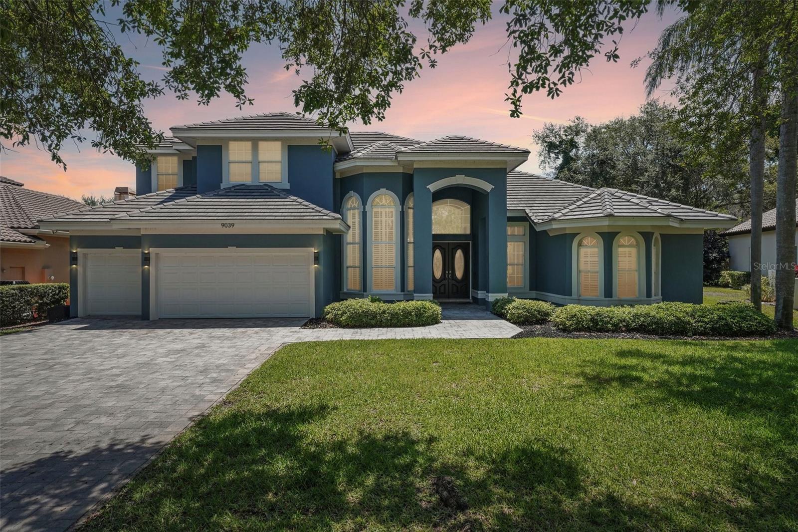Listing photo id 6 for 9039 Waterash Lane