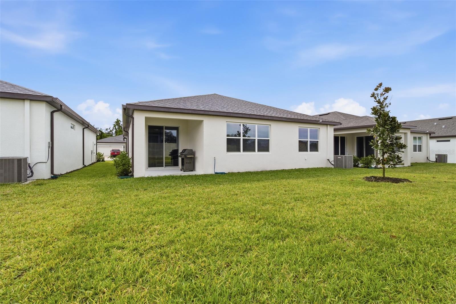 Image 2 of 12 For 9738 Redwood Heights Loop