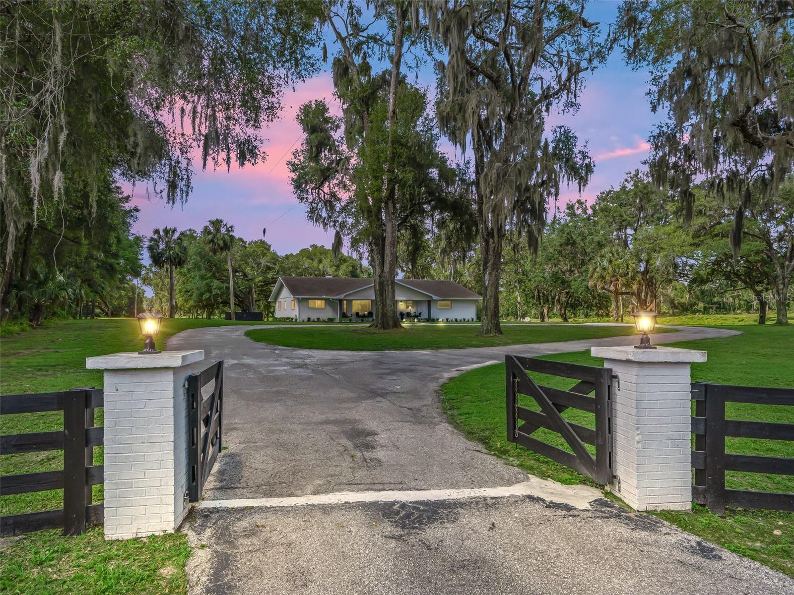 Details for 10660 E Bushnell Road, FLORAL CITY, FL 34436