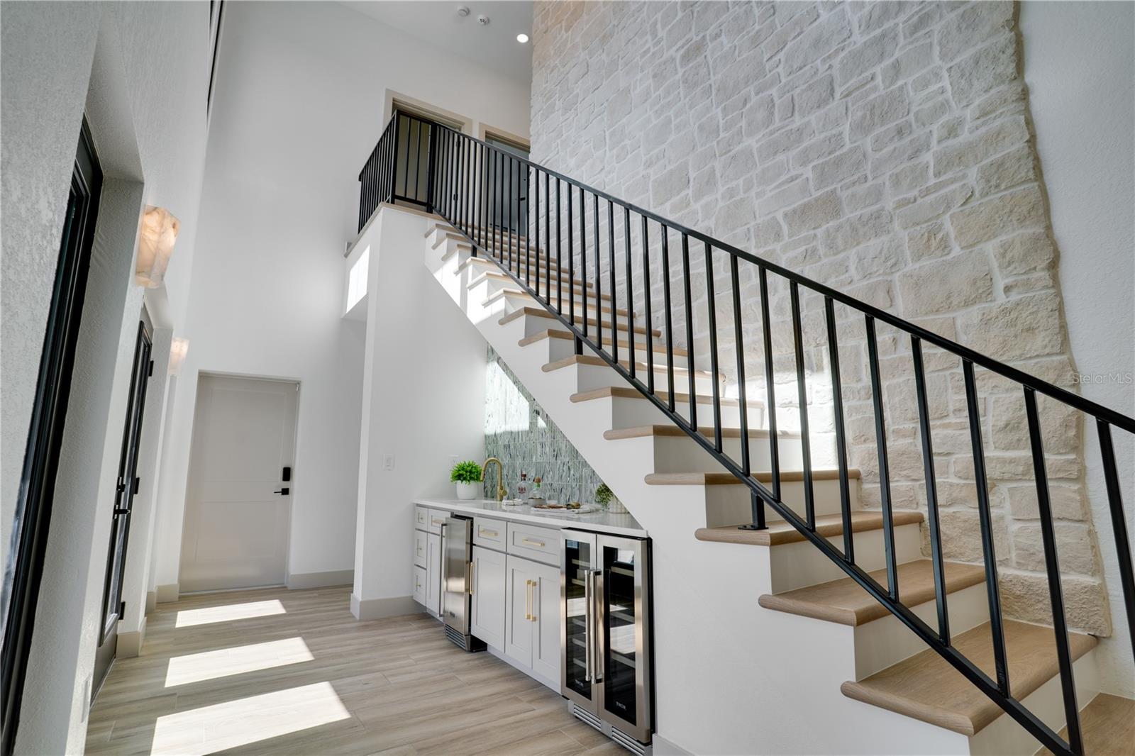 Image 19 of 74 For 11763 Harborside Circle
