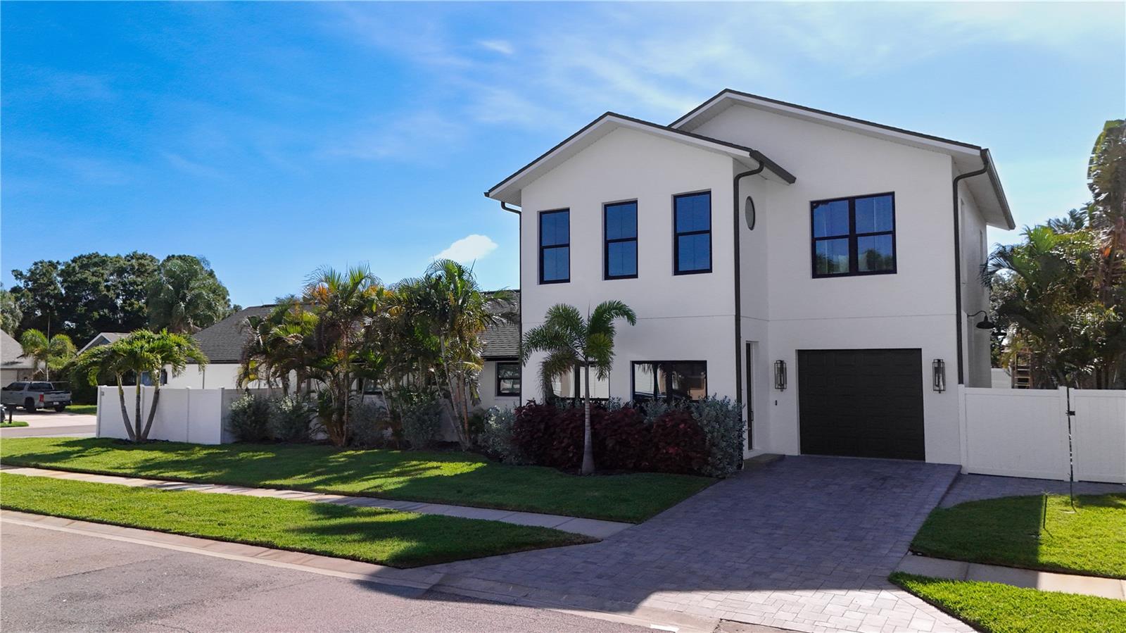 Image 3 of 74 For 11763 Harborside Circle