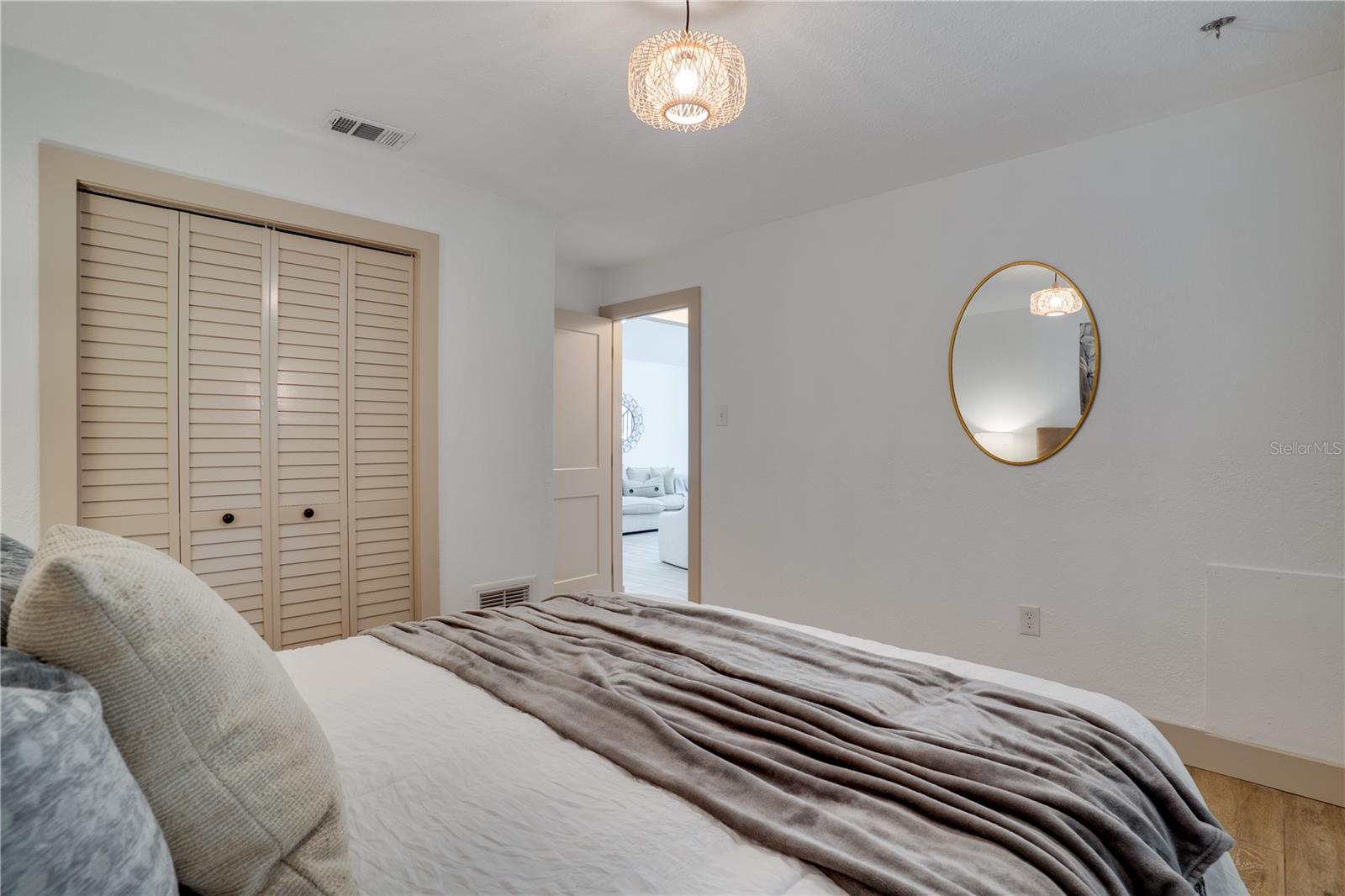 Image 37 of 74 For 11763 Harborside Circle