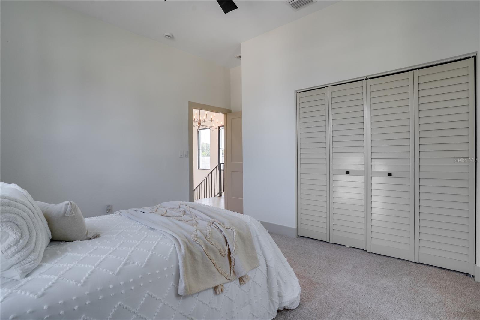 Image 43 of 74 For 11763 Harborside Circle