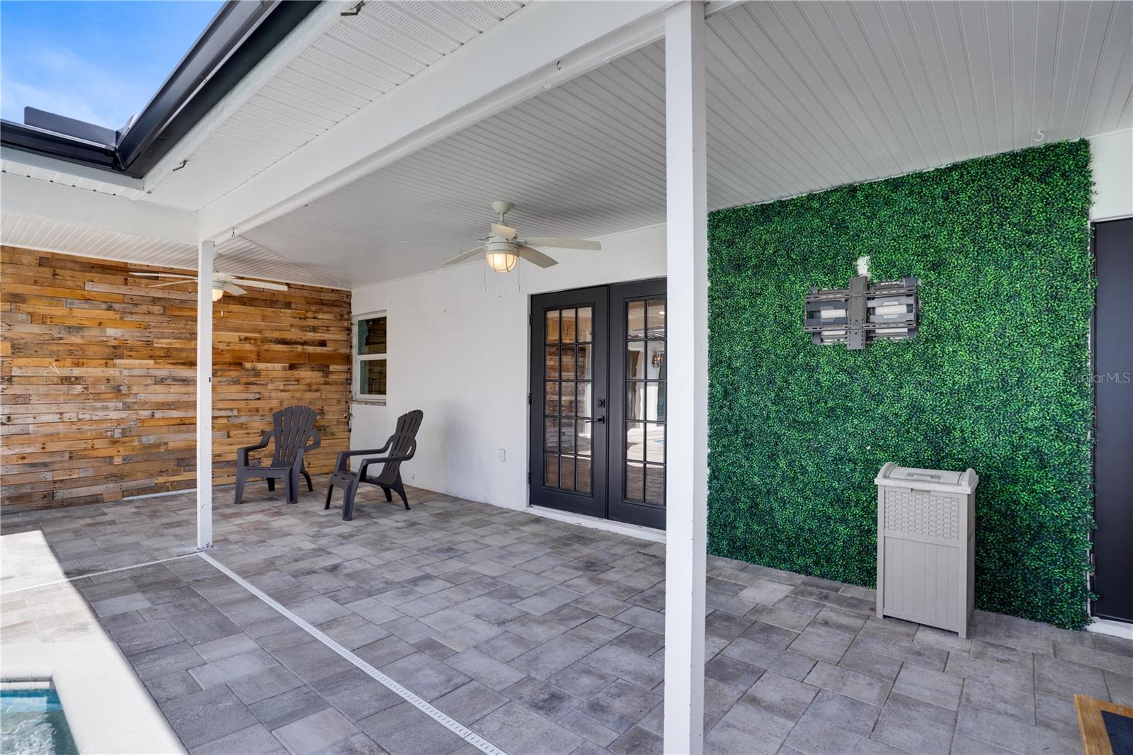 Image 63 of 74 For 11763 Harborside Circle